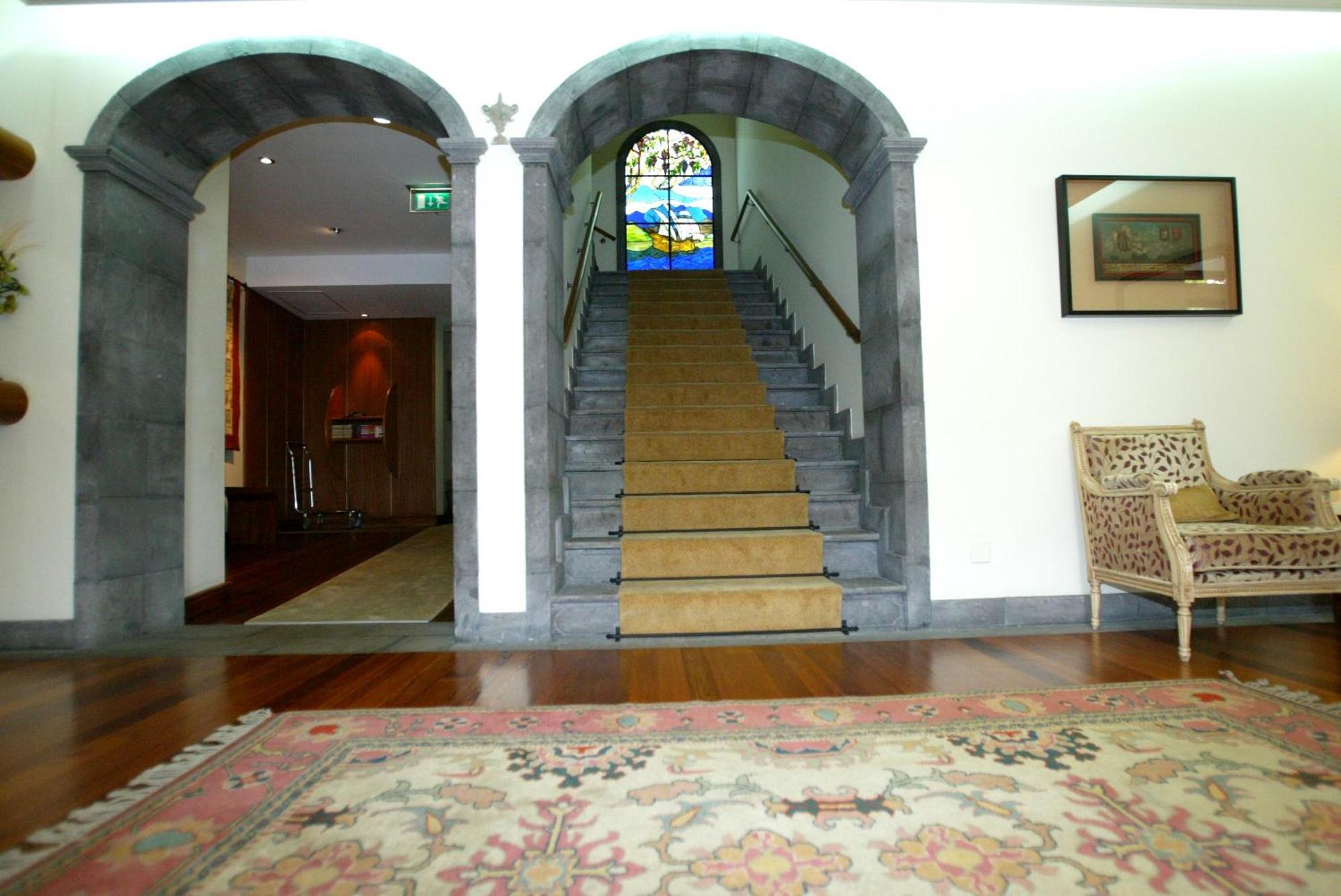 Hotel Camoes Ponta Delgada  Ngoại thất bức ảnh
