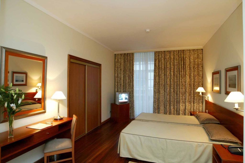 Hotel Camoes Ponta Delgada  Ngoại thất bức ảnh