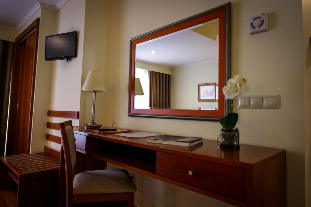 Hotel Camoes Ponta Delgada  Ngoại thất bức ảnh