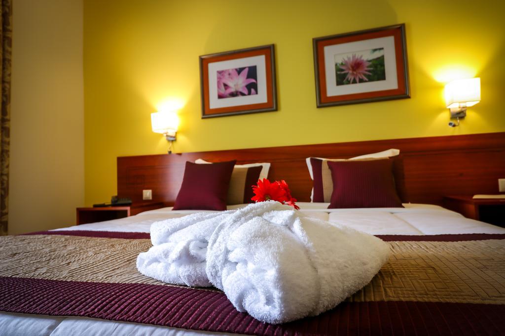 Hotel Camoes Ponta Delgada  Ngoại thất bức ảnh