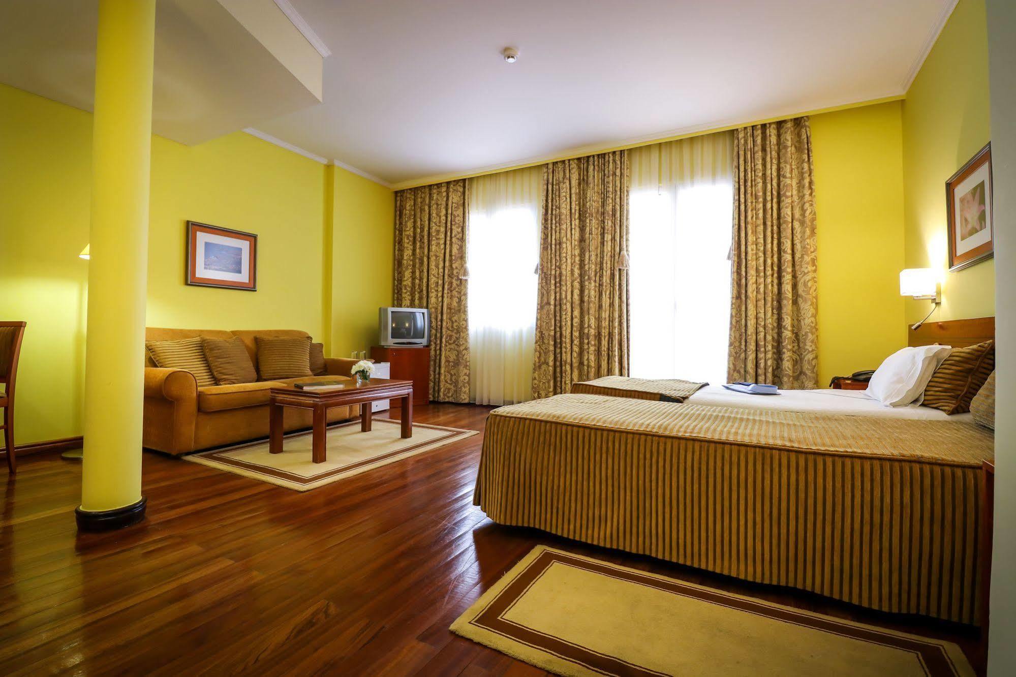Hotel Camoes Ponta Delgada  Ngoại thất bức ảnh